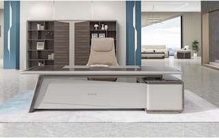executive desk.jpg